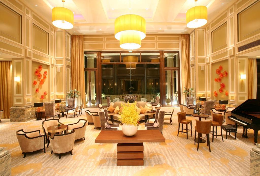 Landison Green Town Hotel Xinchang Esterno foto